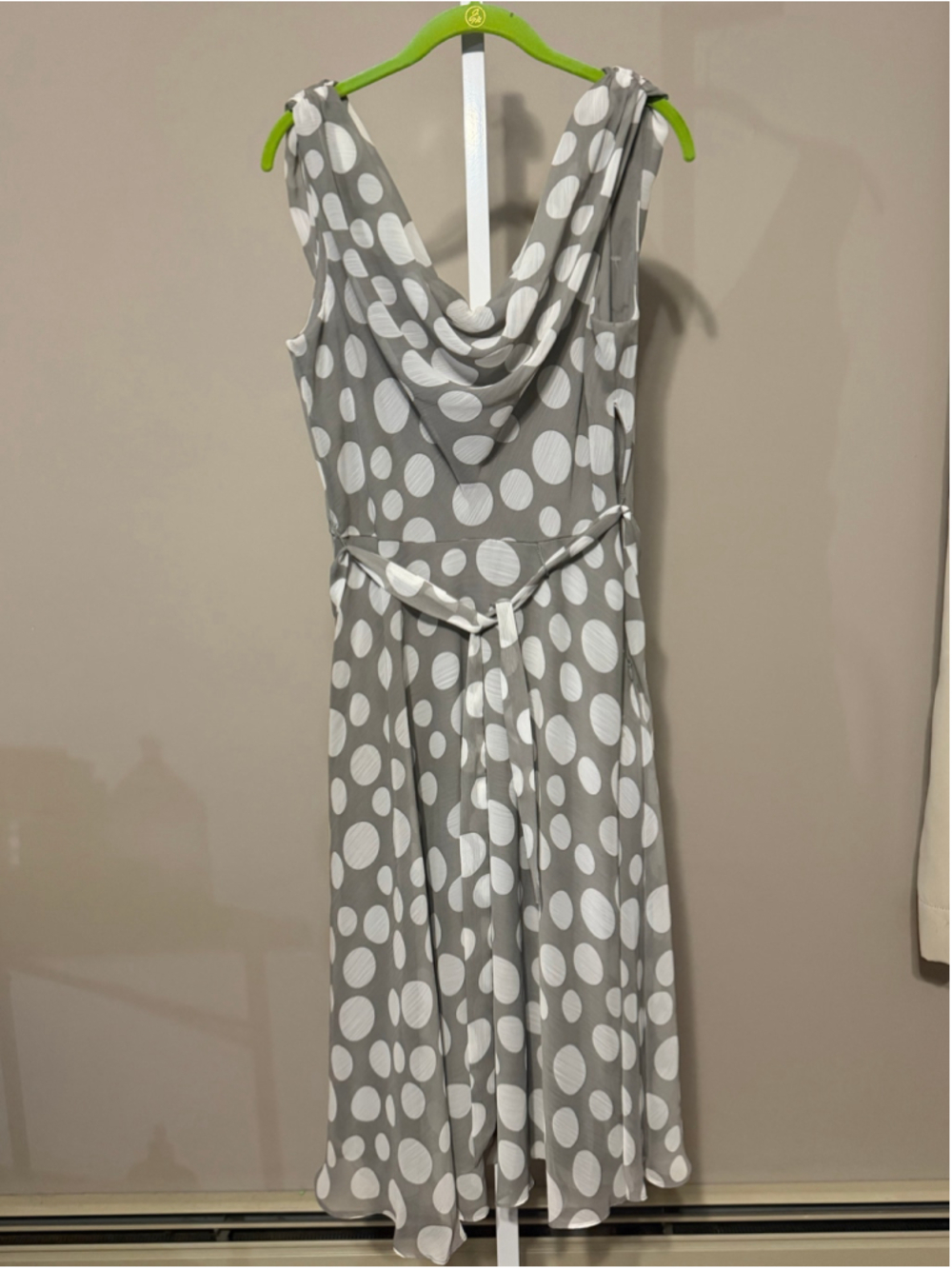 Women's Dressbarn Midi Dress Size 10 Grey White Polka Dot